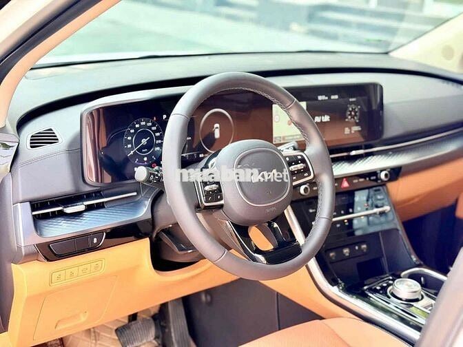 KIA Carnival 2.2 Premium 2024 8 chỗ Trắng