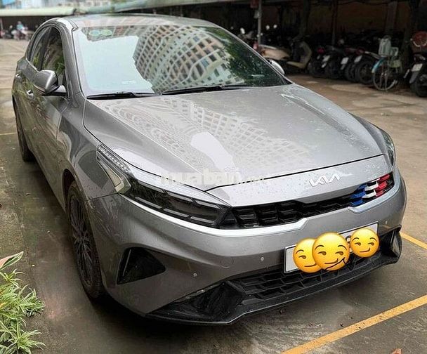 Kia K3 Xám 5 chỗ