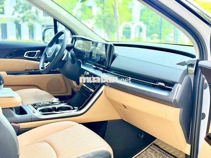 KIA Carnival 2.2 Premium 2024 8 chỗ Trắng