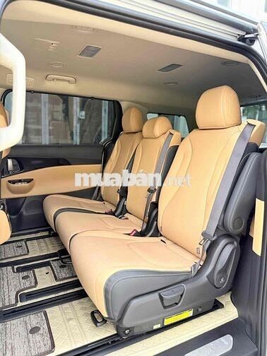 KIA Carnival 2.2 Premium 2024 8 chỗ Trắng