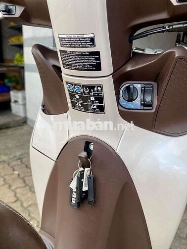 SH MODE 2021 ABS màu Kem Hồ sơ cầm tay