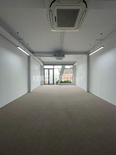 Cho Thuê mặt Bằng Văn Phòng 110m2, Quận 3 View Đẹp