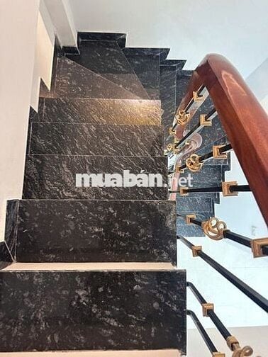 Chủ đổi BT , Bán gấp !!! . 42m2 x 5MT x 7T - ngõ thông , nông thoáng 