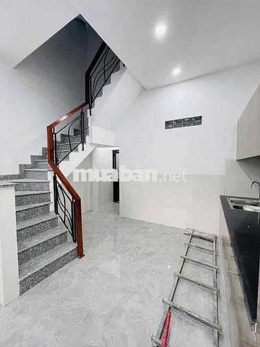 Cho thuê nhà nguyên căn 1 trệt lầu Mới Hẻm 4m có sân P Hiệp Bình Chánh