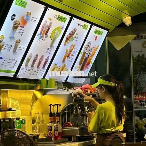 Nhân viên pha chế Passio Coffee Nguyễn Văn Trỗi 