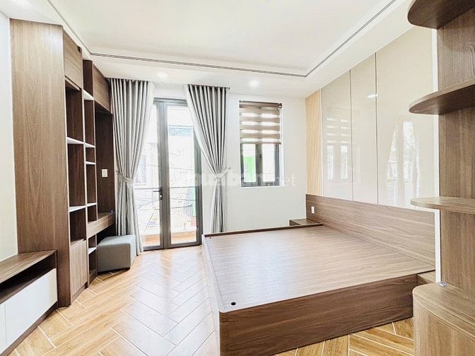 Nhà đẹp 4 tầng full nội thất cao cấp - 4PN 5WC - Giá 7.5 tỷ