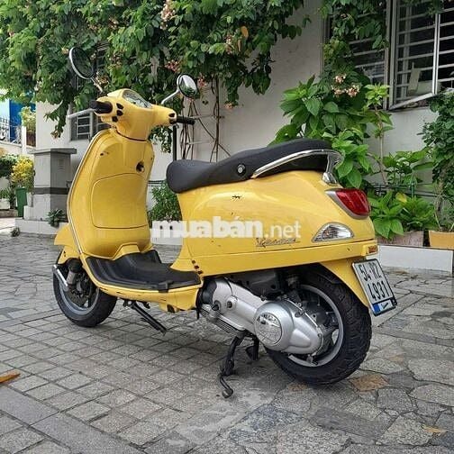 Piaggio Vespa LX 