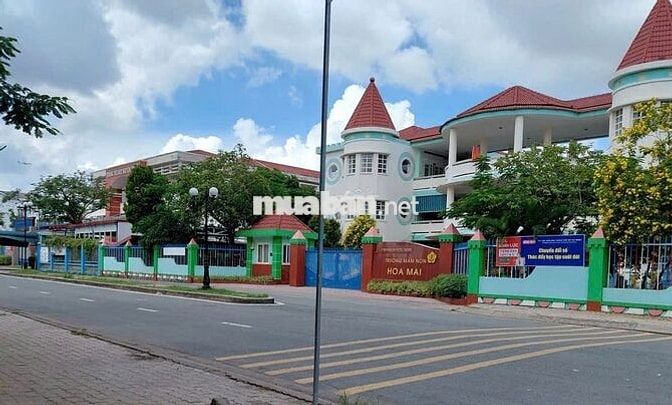 BÁN NHÀ GẦN CHỢ ĐẦU MỐI THỦ ĐỨC