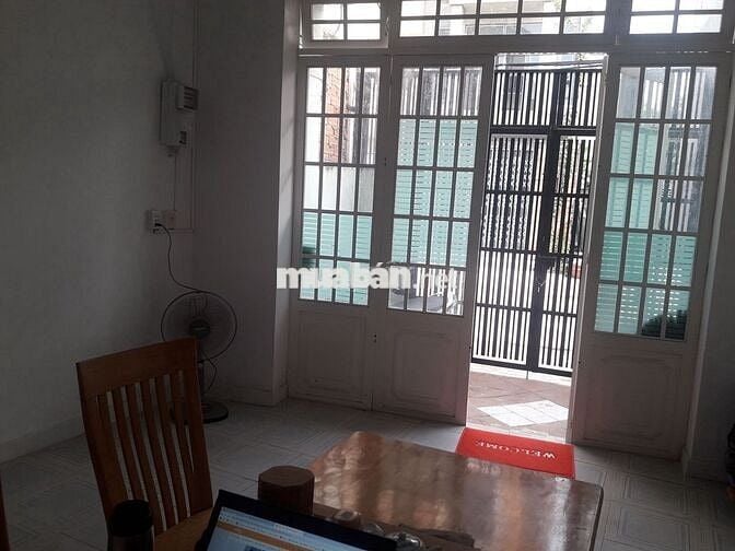 BÁN NHÀ GẦN CHỢ ĐẦU MỐI THỦ ĐỨC