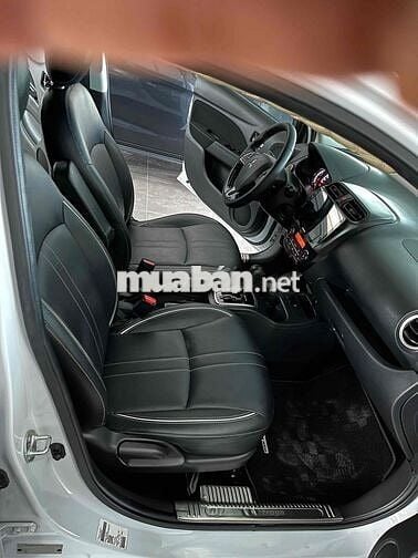 Attrage 2022 CVT Premium