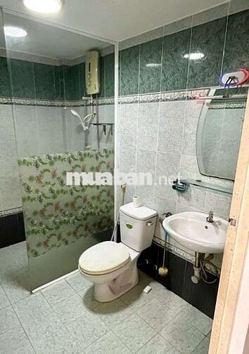 PHÒNG CÓ BAN CÔNG DÀNH CHO NỮ ĐẦY ĐỦ TIỆN NGHI