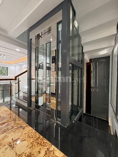Nhà 5 Tầng - 237m2 Sàn - Thang Máy - 6PN, 7WC - Bình Tân - Giá 8,7 Tỷ 