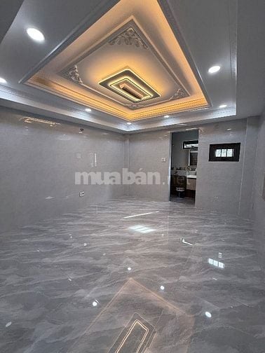 Nhà 5 Tầng - 237m2 Sàn - Thang Máy - 6PN, 7WC - Bình Tân - Giá 8,7 Tỷ 