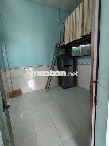 cho thuê nhà Quang trung  hẻm 1050// cach hem xe hơi 2 can nhà 