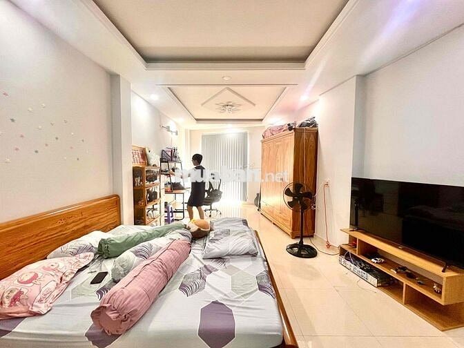 Cho thuê nhà hxh - 1 trệt 1 lửng 2 lầu sân thượng - Nguyễn Văn Đậu