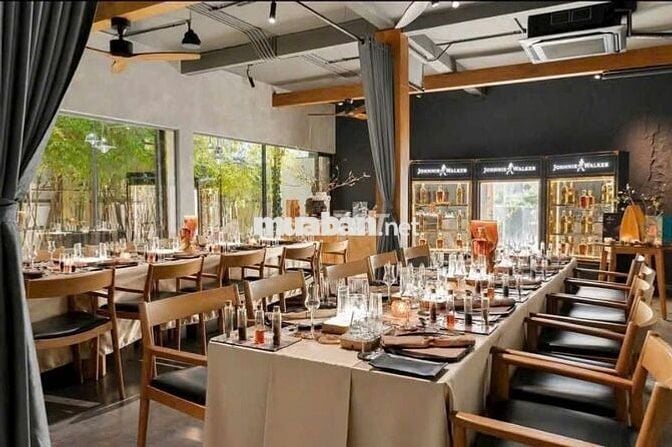 NGANG 13M - BIỆT THỰ TRUNG TÂM QUẬN 1, SÂN VƯỜN THÔNG THOÁNG