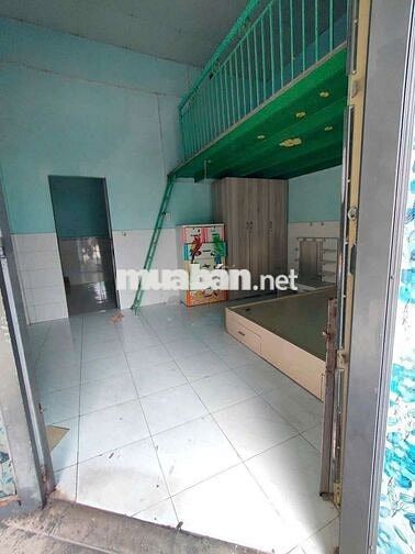 cho thuê nhà Quang trung  hẻm 1050// cach hem xe hơi 2 can nhà 