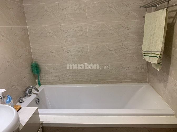 Cần bán căn góc Landmark Plus khu Vinhomes Central Park view đẹp