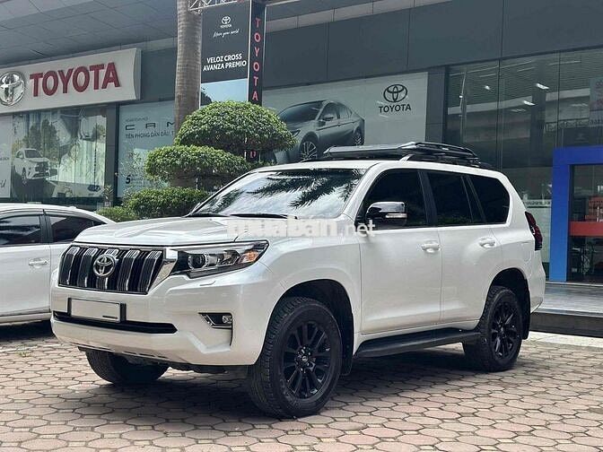 Toyota Hà Đông bán Prado 2.7V 2017 Trắng 11 vạn