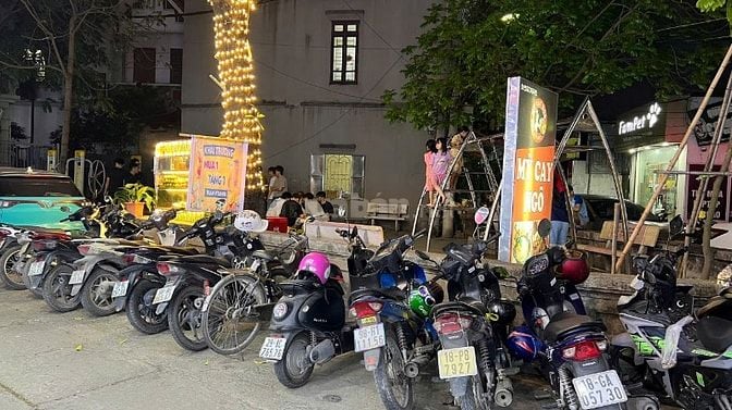 Nhượng lại quán ăn 139 Xóm Cả, Nguyên Xá, P. Tây Tựu, 150m2, 3 tầng