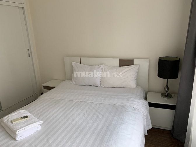 Cần bán căn góc Landmark Plus khu Vinhomes Central Park view đẹp