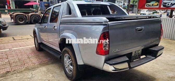Isuzu Dmax 2011 2 cầu Số sàn Bạc