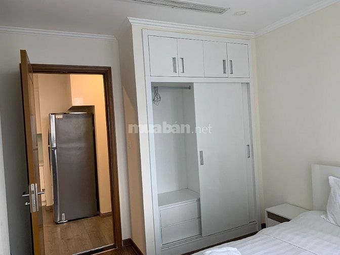 Cần bán căn góc Landmark Plus khu Vinhomes Central Park view đẹp