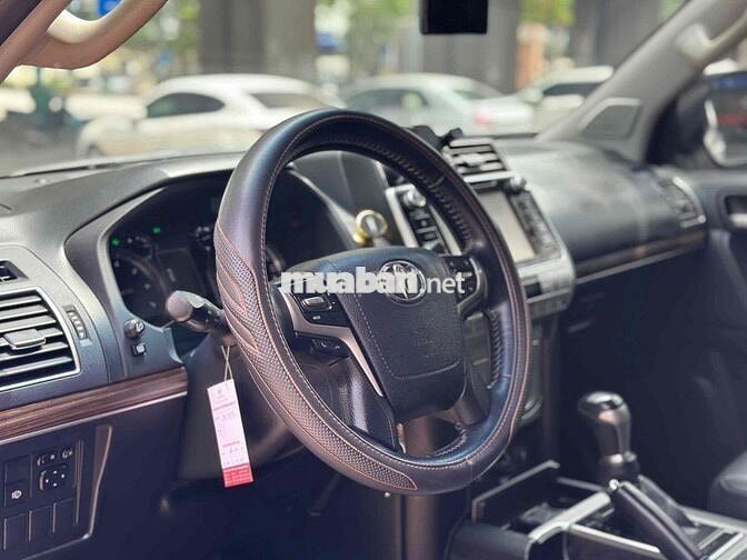 Toyota Hà Đông bán Prado 2.7V 2017 Trắng 11 vạn