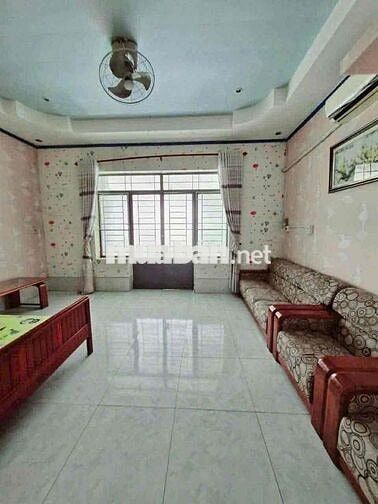 Nhà trệt lửng lầu 5x20m 4phòng sẵn 2máy lạnh KDC 586 Cái Răng Cần Thơ