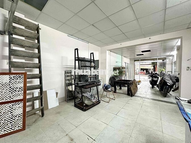 CHO THUÊ MẶT BẰNG 70m2 MẶT TIỀN ĐƯỜNG PHẠM VĂN CHIÊU
