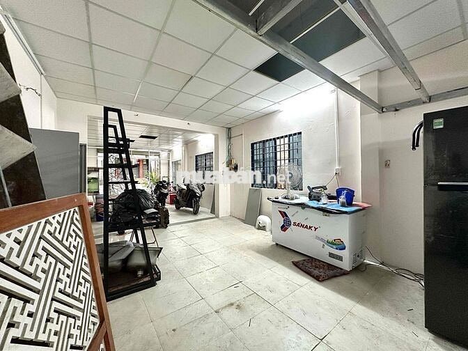 CHO THUÊ MẶT BẰNG 70m2 MẶT TIỀN ĐƯỜNG PHẠM VĂN CHIÊU