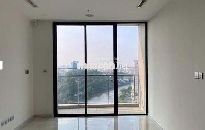 Cho thuê căn hộ Vinhomes Golden River 3 PN 2WC giá rẻ