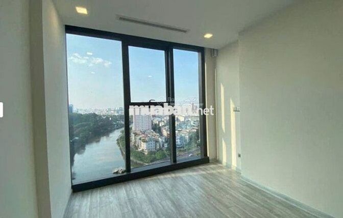 Cho thuê căn hộ Vinhomes Golden River 3 PN 2WC giá rẻ