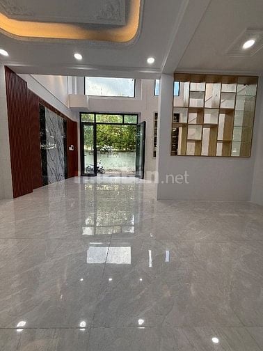 Nhà 5 Tầng - 204m2 Sàn - 5PN - 6WC - Bình Tân - Giá Bán 7,6 Tỷ l