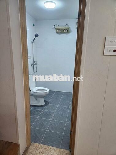 Cho thuê nhà riêng dt 50m2 phường Cửa Nam, HN