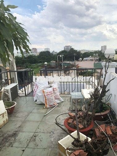 Bán nhà MT đát thánh - NHỈNH 10 đồng