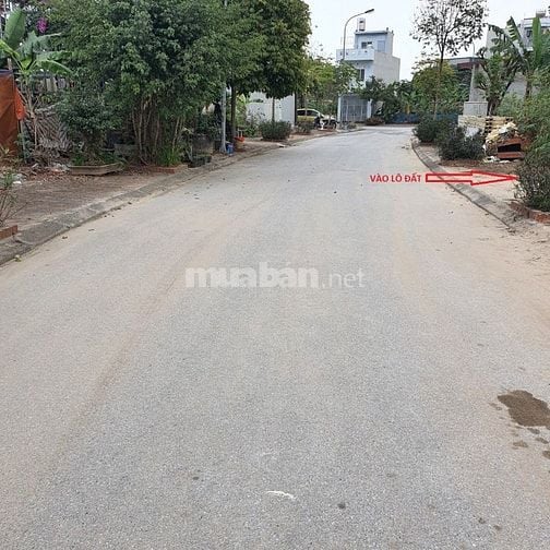Chính chủ tôi cần bán lô đất rẻ nhất khu vực ký hiệu lô LK69 diện tích