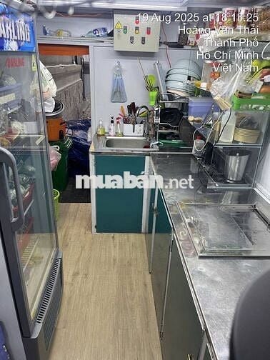 Sang nhượng quán cafe đối diện Trung tâm triển lãm SECC Q7
