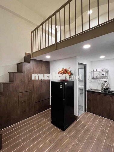 Phòng gác giá tốt tiện di chuyển qua Q1,Q4 gần kcx,ufm,...