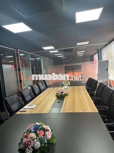 TÒA NHÀ MẶT TIỀN QUẬN 1 - 12x12m - 4 TẦNG - GIÁ THUÊ: 140 TRIỆU