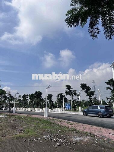 Cần bán gấp lô đất 80m2 Rạch Kiến - Cần Đước giá 870tr