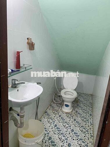 Cho thuê  Nhà mới xây gần công ty , nhà máy