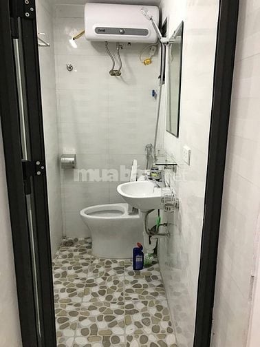 Cho thuê căn hộ khép kín 20 m2 (chính chủ), tầng 2, số 45 Trần Phú