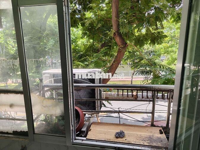 Cho thuê phòng trọ mặt tiền đường Trường Sa q3