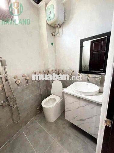 CHO THUÊ CĂN HỘ GIÁ RẺ BAN CÔNG RỘNG