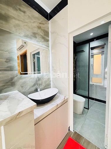 Nhà mới 4x20m 1 trệt lửng 4 lầu st 6PN 9WC có thang máy - Giá 15 tỷ Tl