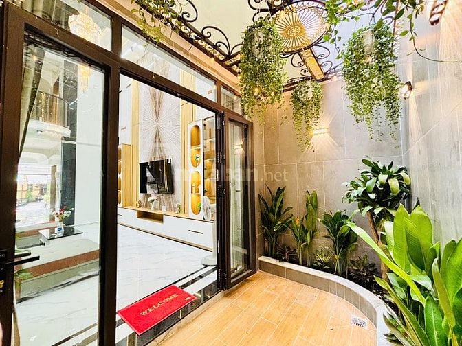 Nhà mới 4x20m 1 trệt lửng 4 lầu st 6PN 9WC có thang máy - Giá 15 tỷ Tl