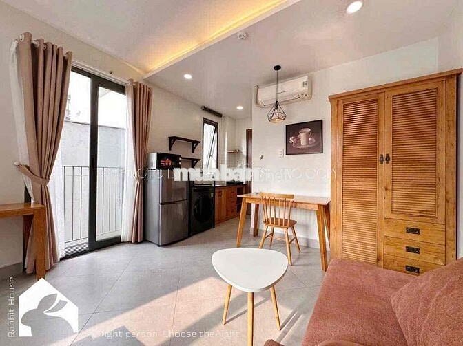 Cho thuê siêu phẩm căn hộ dịch vụ full nội thất ban công cực rộng