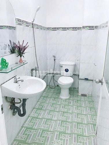 NGOC CHINH CHỦ BÁN NHÀ PHÚ ĐỊNH P16 Q8 ,,DT 50M 1 LAU 2 PHONG 2 TOLET 
