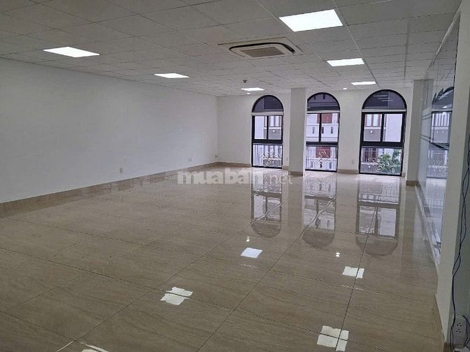 Tòa nhà văn phòng 2 mặt tiền, hầm, 5 lầu khu An Phú An Khánh, quận 2